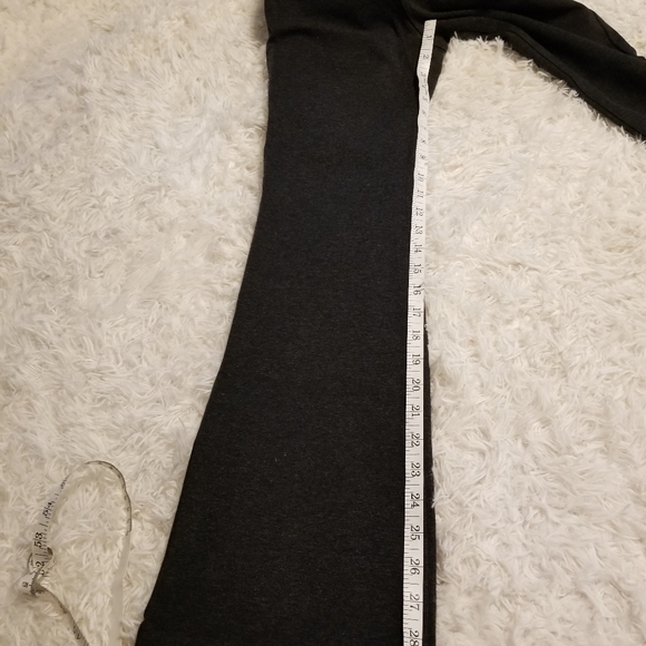 DNKY Jean's Women's Size 4 - Picture 9 of 9